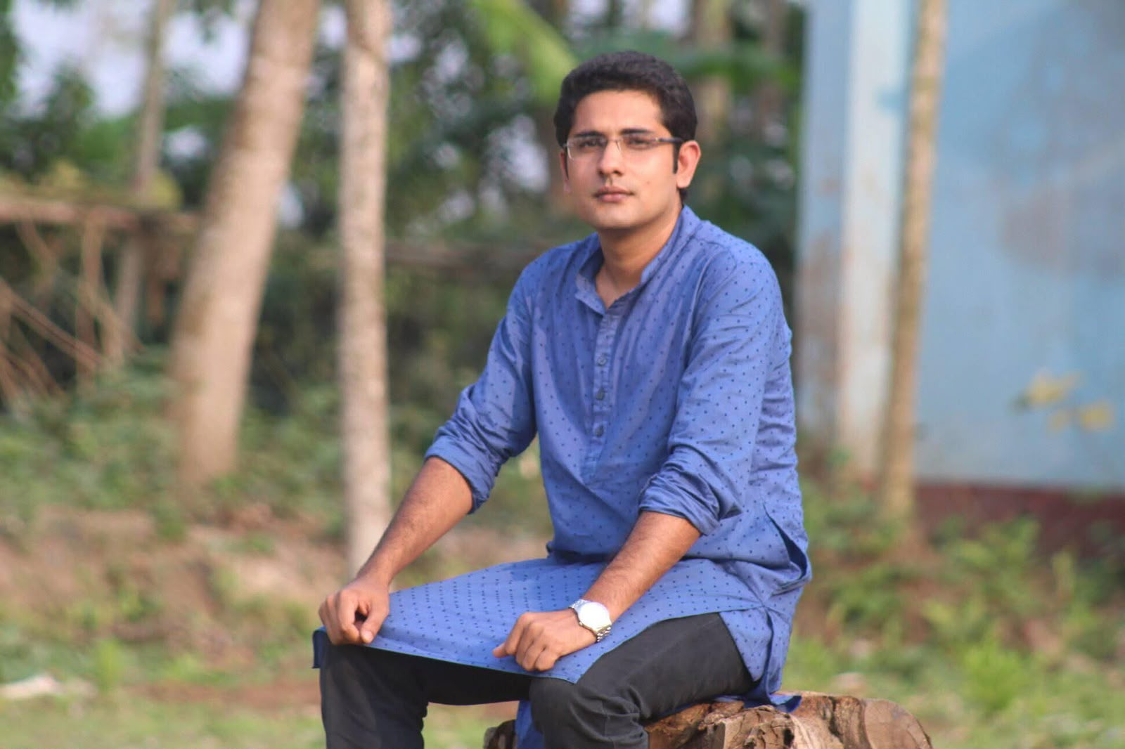 M Shahadat Hossian